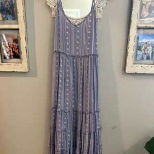 Elegant Blue Floral Maxi Dress